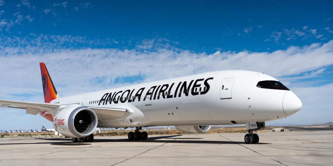 TAAG estreia hoje Boeing 787-10 Dreamliner na rota Luanda-Lisboa