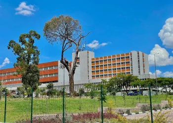 Hospital Central do Lubango reconhece falhas no atendimento aos pacientes pela central telefónica