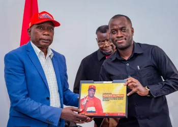 Pereira Alfredo formaliza recandidatura à liderança do MPLA no Huambo