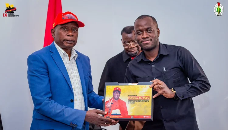 Pereira Alfredo formaliza recandidatura à liderança do MPLA no Huambo