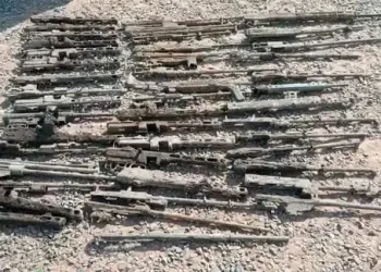 Encontradas 46 armas de fogo obsoletas à margem do rio Lussoim