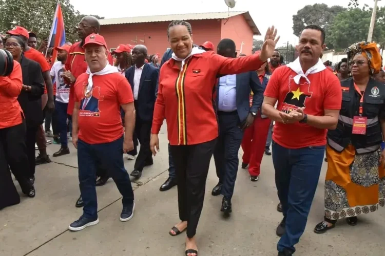 MPLA intensifica acompanhamento das estruturas de base em Luanda