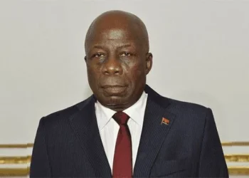 Ministro de Estado avalia construção da EN-190 no Moxico Leste