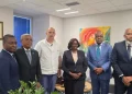 Angola procura parceria com Sérvia para produzir medicamentos localmente