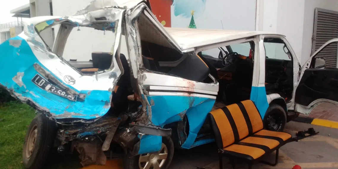 Acidente no município da Camama provoca uma morte e oito feridos graves