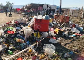 Feirantes denunciam falta de saneamento básico nas festas da Nossa Senhora do Monte