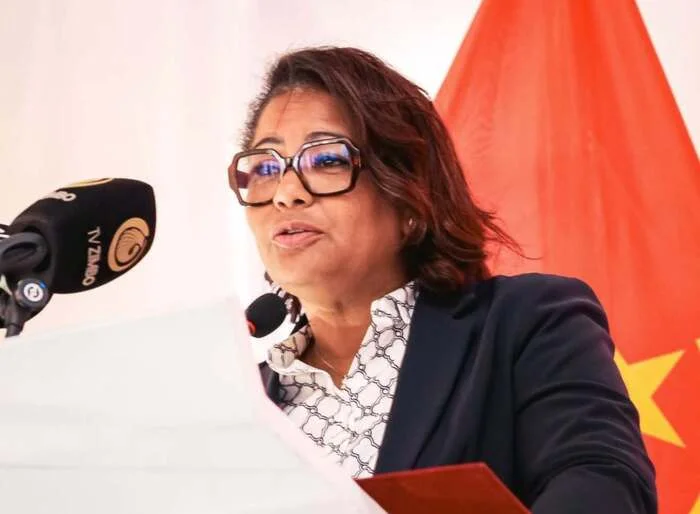Ministra do Ambiente orienta relançamento do Projecto de Conclusão do Centro de Valorização de Catenguenhã