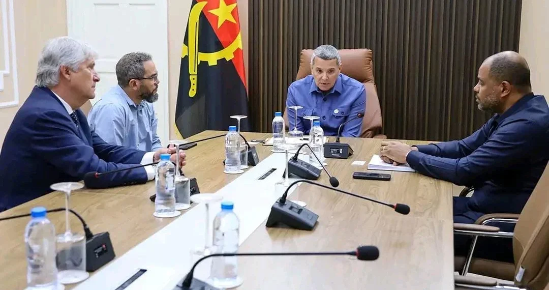 Angola e Federação Internacional de Motociclismo avaliam reforço da cooperação