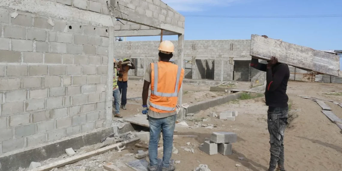 Empresas do sector de construção enfrentam juros altos, dificuldades de crédito e burocracias – revela INE