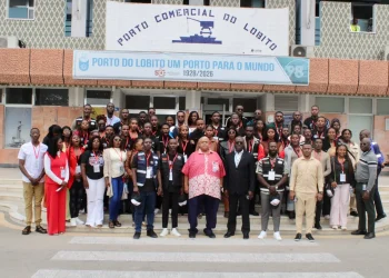 Estudantes do Bié realizam visita académica ao Porto do Lobito