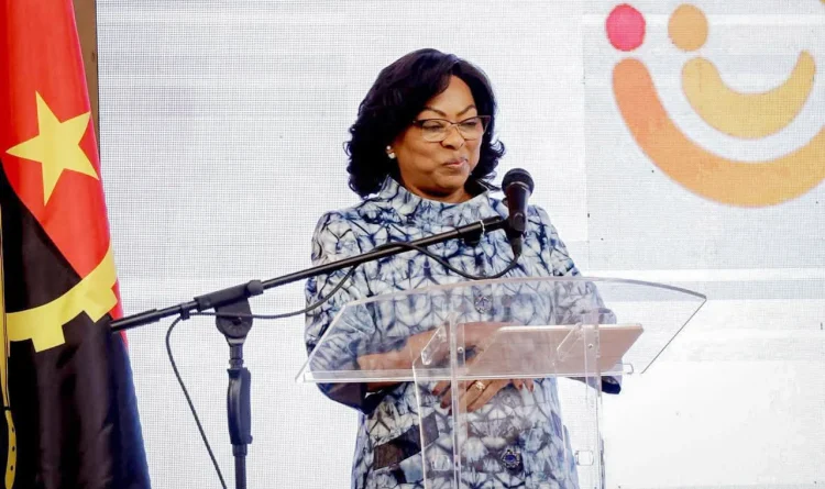 Primeira-Dama da República considera novo centro da juventude uma plataforma de transformação social