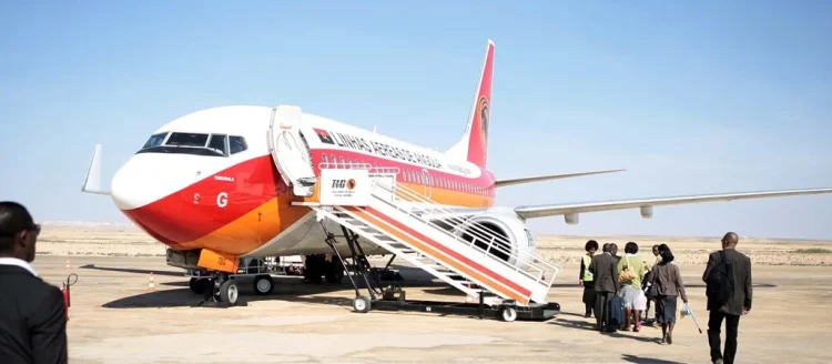 Passageiros da rota Cabinda-Luanda e vice-versa denunciam mau serviço da TAAG