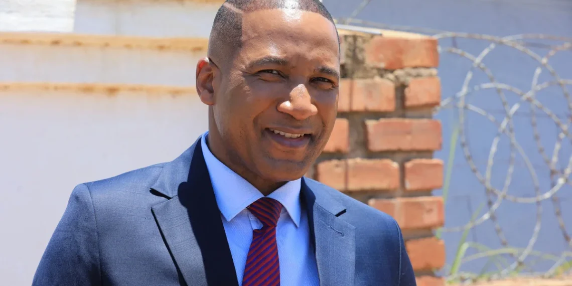 Presidente do Botswana chega a Benguela