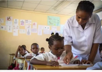 PRA-JA Servir Angola defende inclusão de todas as crianças no sistema de ensino
