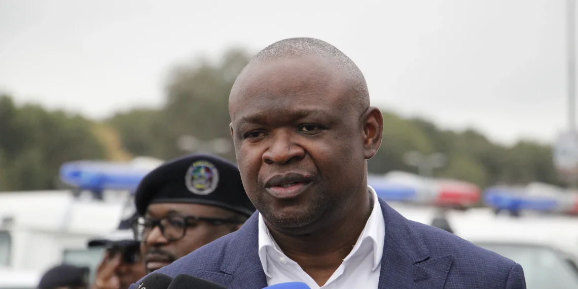 Ministro do Interior reforça Comando Provincial da Polícia de Luanda com novos meios e equipamentos de trabalho