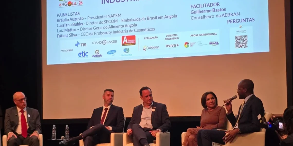 Angola mantém-se aberta ao reforço da cooperação económica com Brasil