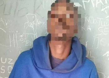 Jovem de 21 anos detido por suspeita de danificar viatura e furtar 40 mil kwanzas na Camama
