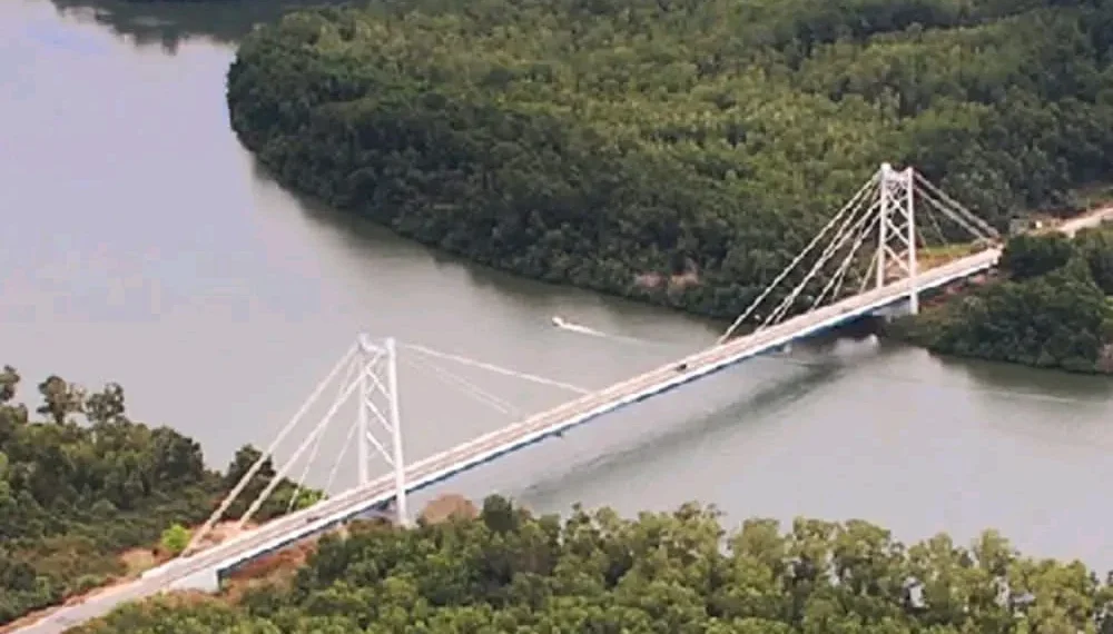 Executivo autoriza obras na ponte sobre o Rio Kwanza e no troço Catchiungo/Bailundo