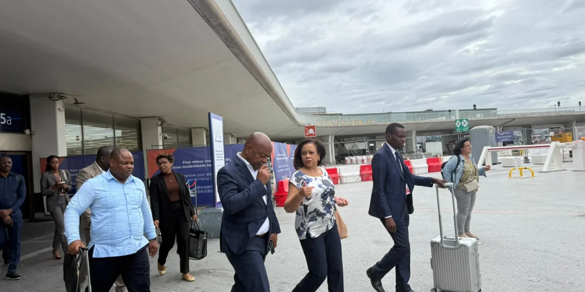Angola reforça cooperação espacial na Cimeira Internacional do Espaço em Paris