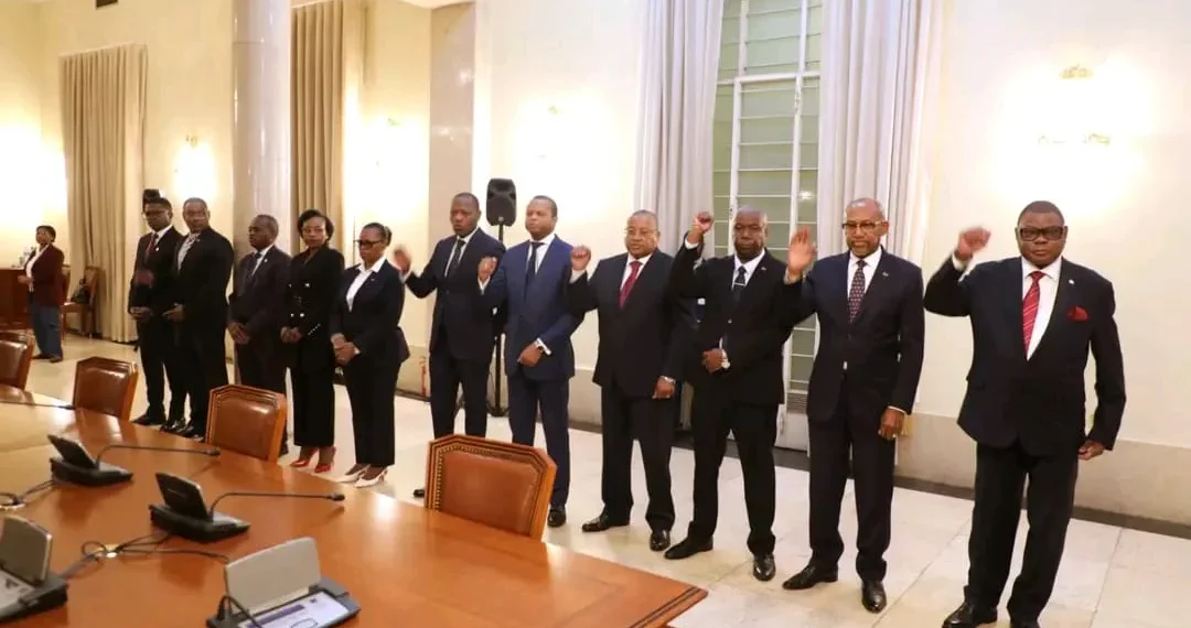 Novos cônsules-gerais iniciam funções nas representações diplomáticas de Angola