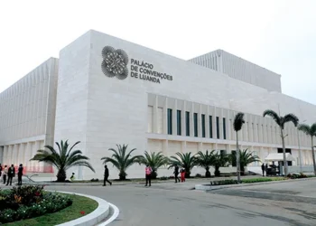 Bienal de Luanda arranca com debate sobre governação da água em África