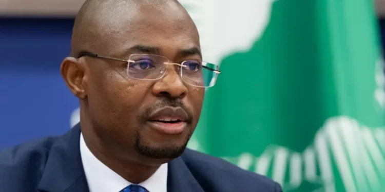 Miguel Bembe promove cooperação académica entre Angola e Senegal