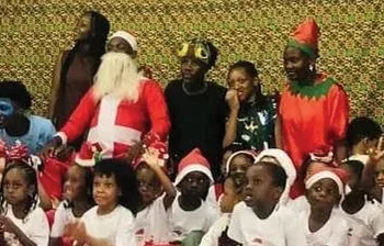 Companhia de Arte Cénica estreia “O Natal que Quase não Aconteceu” no Elinga Teatro