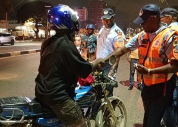 Polícia Nacional fiscaliza ciclomotores e motociclos em 15 pontos de Luanda