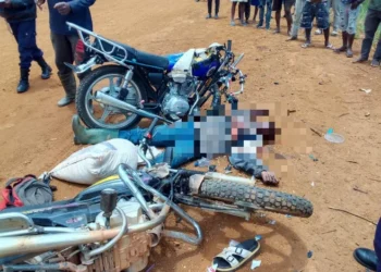 Colisão entre motociclos resulta em morte no Cuanza-Sul