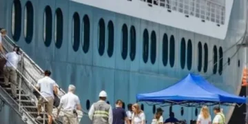 Navio cruzeiro “SH Diana” chega a Luanda com mias de 100 turistas
