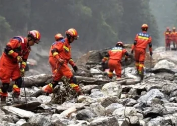 Sismo na China mata 16 pessoas e deixa mais de 50 feridos