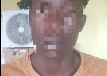 Rixa entre grupos rivais termina em morte de um jovem na Samba