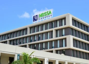 Nossa Seguros cresce 49% em 2025 e assegura cerca de 300 mil pessoas