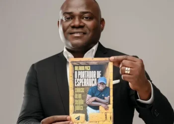 Orlando Paca lança obra “O Portador de Esperança” no dia 26 de Outubro