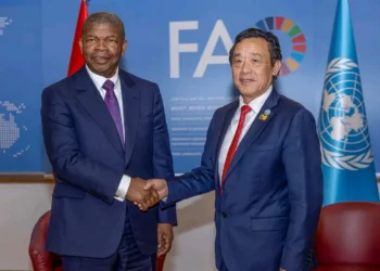 João Lourenço reúne-se com director-geral da FAO em Roma