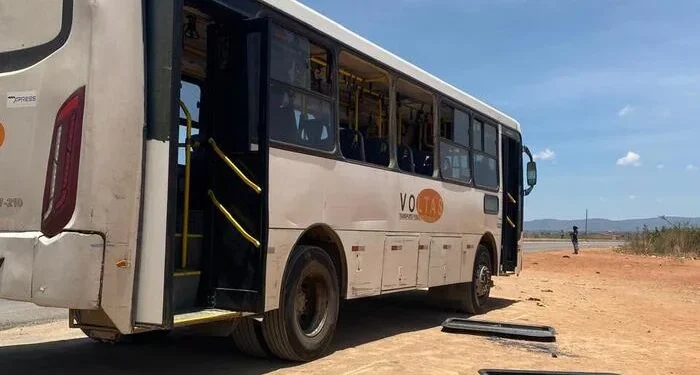 Falso alarme de incêndio em autocarro provoca feridos e danos materiais no Lubango