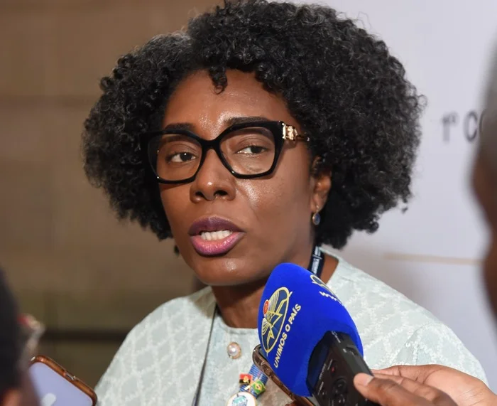 Angola busca experiência brasileira em matérias sobre Direito Marítimo e Aduaneiro