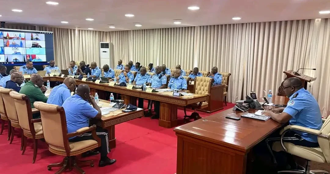 Polícia Nacional reunida para avaliar situação da segurança pública no país