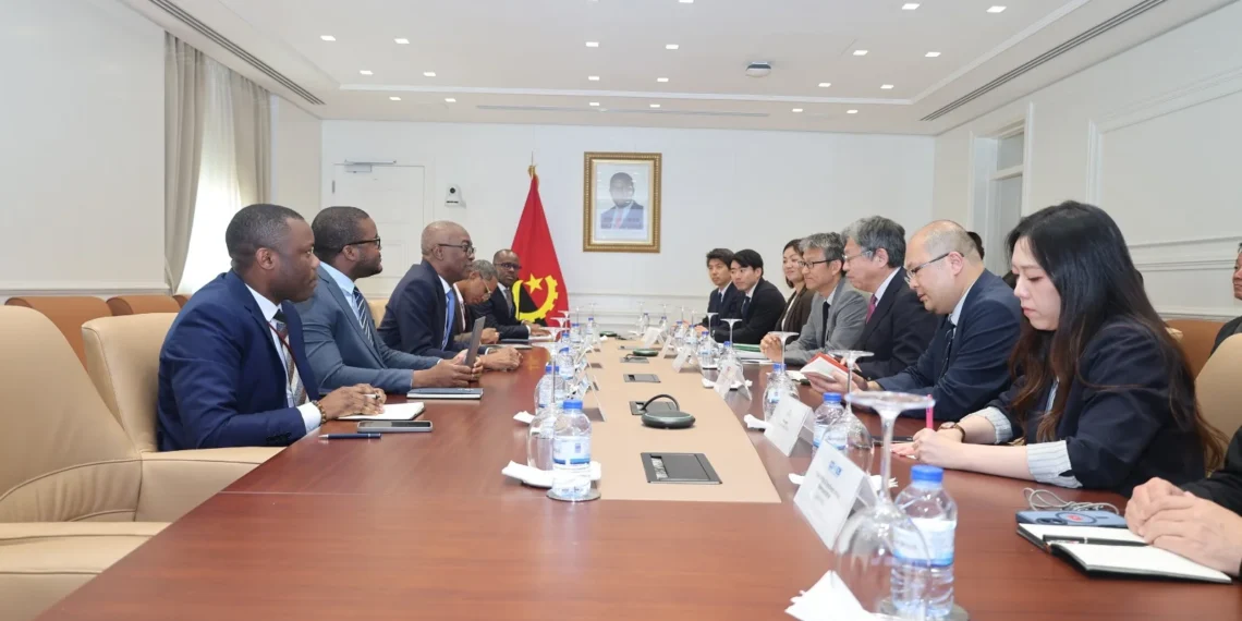 Angola e Japão analisam oportunidades de investimento