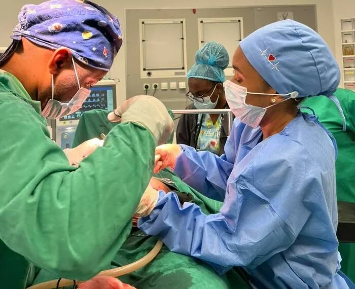 Hospital Emílio de Carvalho remove dois tumores que pesavam 6,1 quilos a paciente de 51 anos