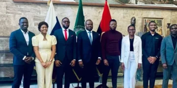 Angola procura reforçar parcerias económicas com a Rússia