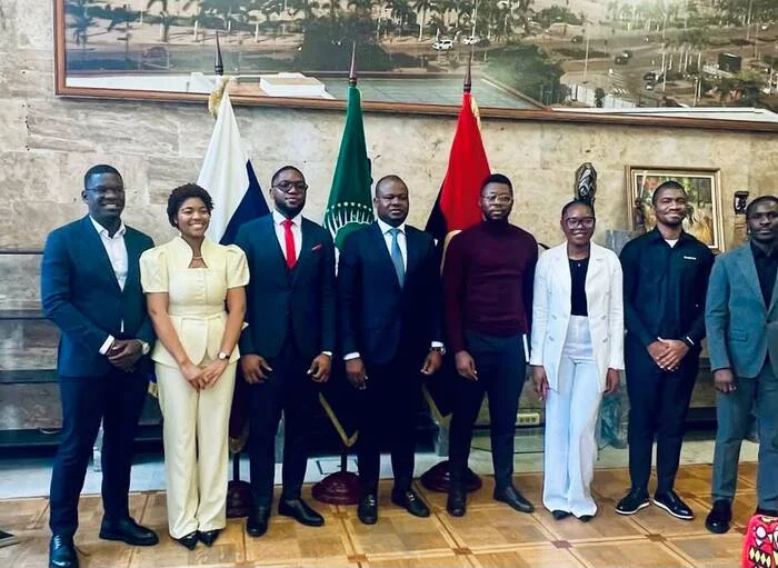 Angola procura reforçar parcerias económicas com a Rússia