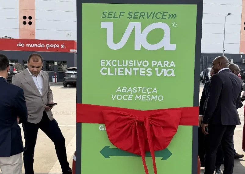 Clientes da Pumangol passam a realizar abastecimento de combustíveis de forma autónoma
