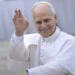 Papa Leão XIV passa noite tranquila após cirurgia que confirmou cancro no pulmão