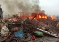 Fogo posto apontado como possível causa do incêndio que devastou mais de 700 bancadas no Mercado do Kikolo