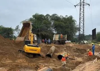 Rotura na conduta adutora condiciona abastecimento de água em Cabinda