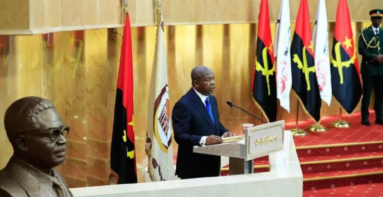 Último discurso de João Lourenço deve devolver esperança aos angolanos