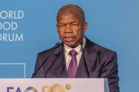 João Lourenço defende acções concretas contra o paradoxo da fome global e apela ao fim das vantagens unilaterais na cooperação
