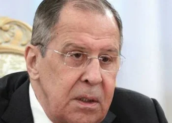 Rússia rejeita fazer concessões políticas em acordo de paz com Ucrânia