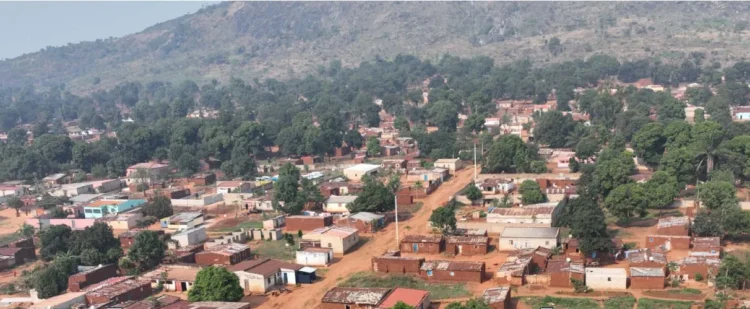 Waku Kungo precisa de 80 milhões de dólares para reabilitação urbana